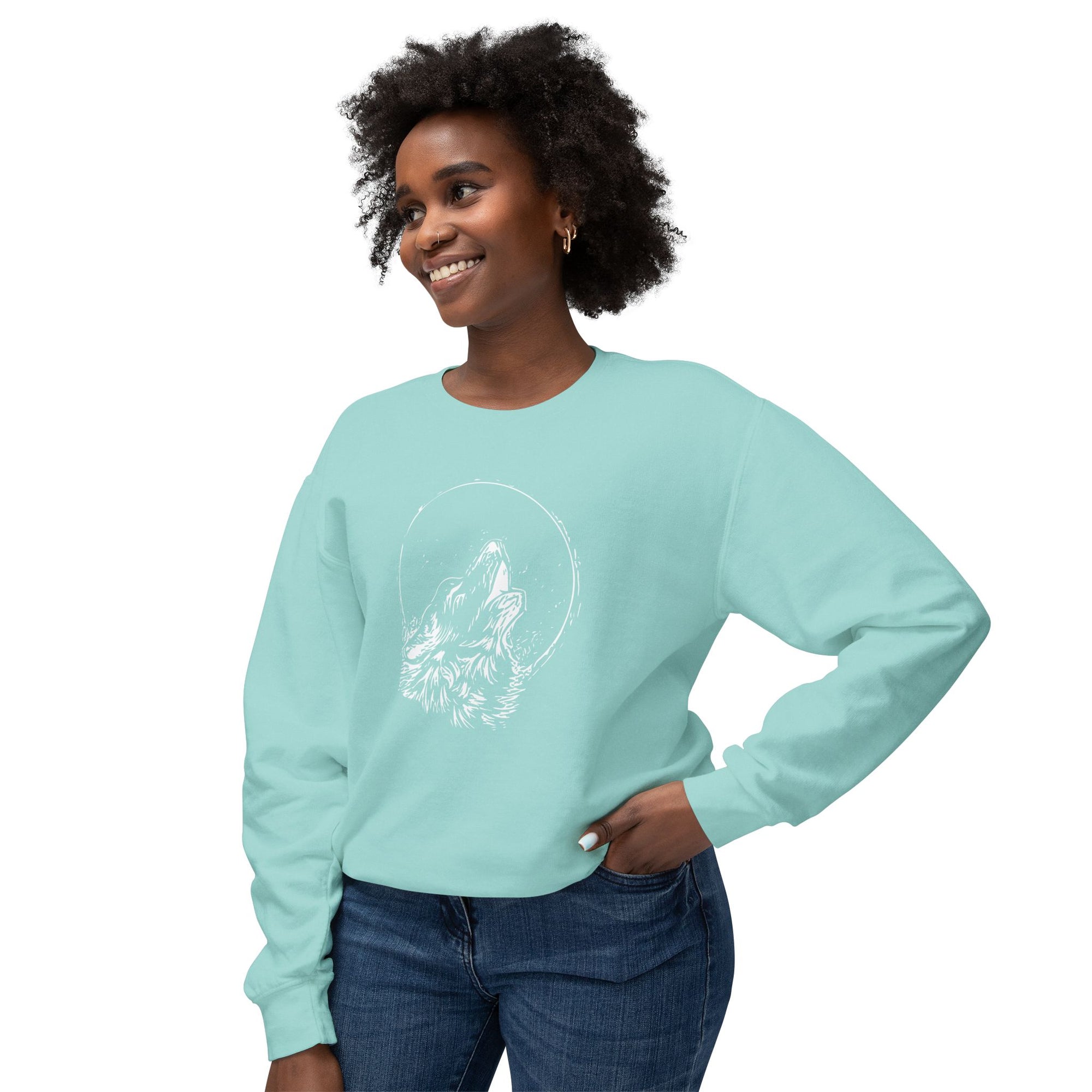 Lunar Howl Sweatshirt – Unleash the Wild Within