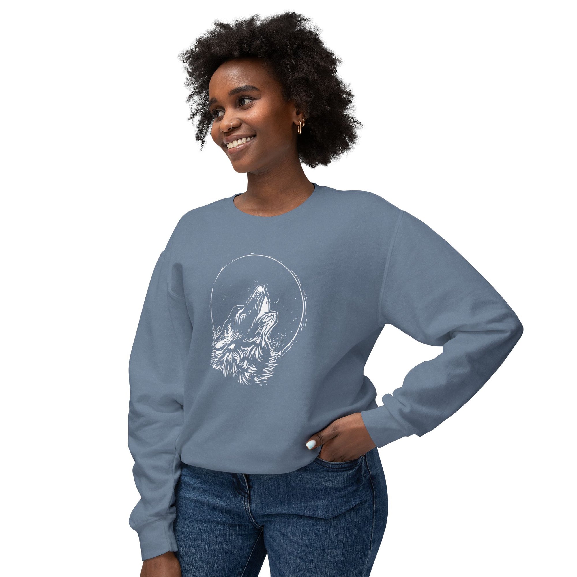Lunar Howl Sweatshirt – Unleash the Wild Within